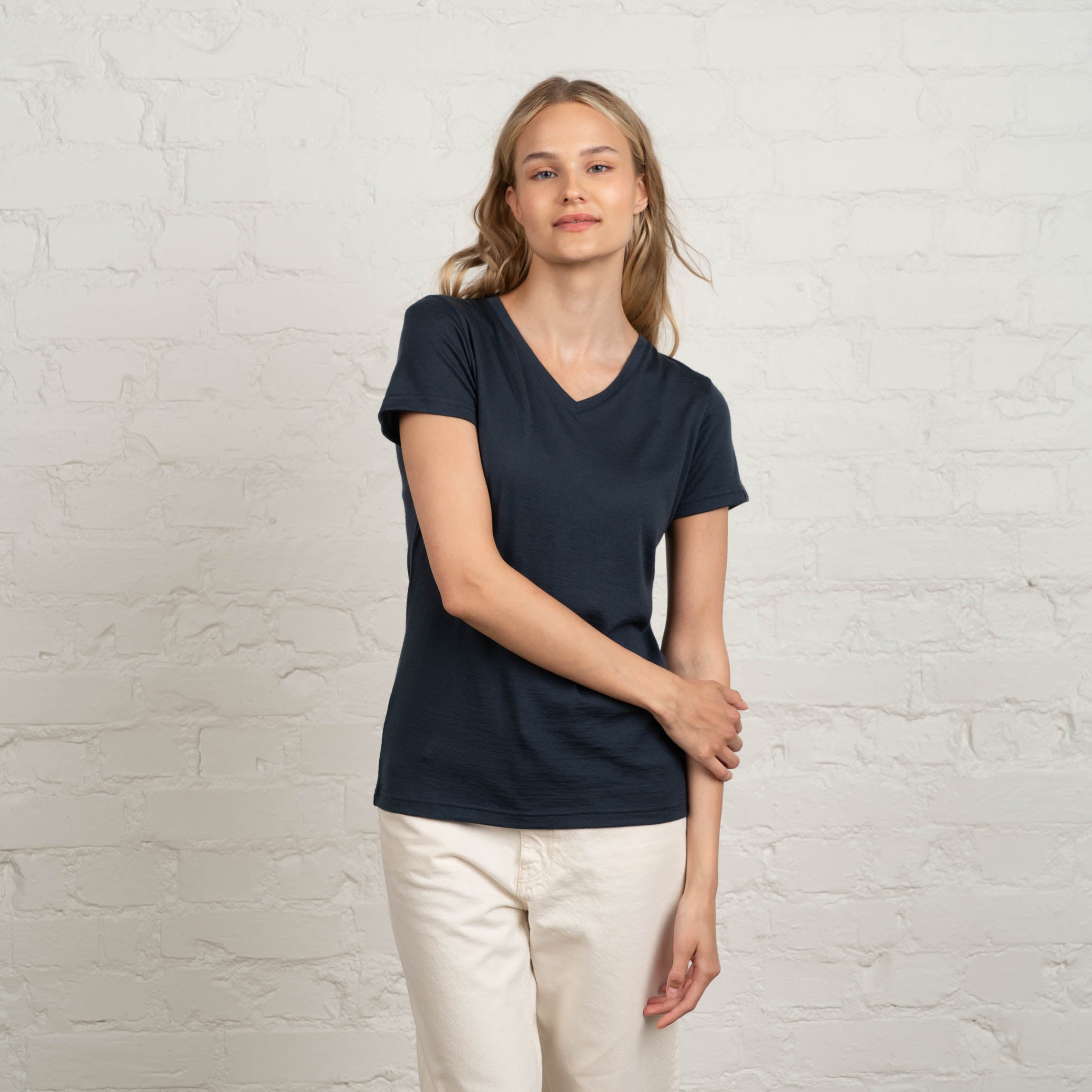 The model is 175 cm and wears size S.