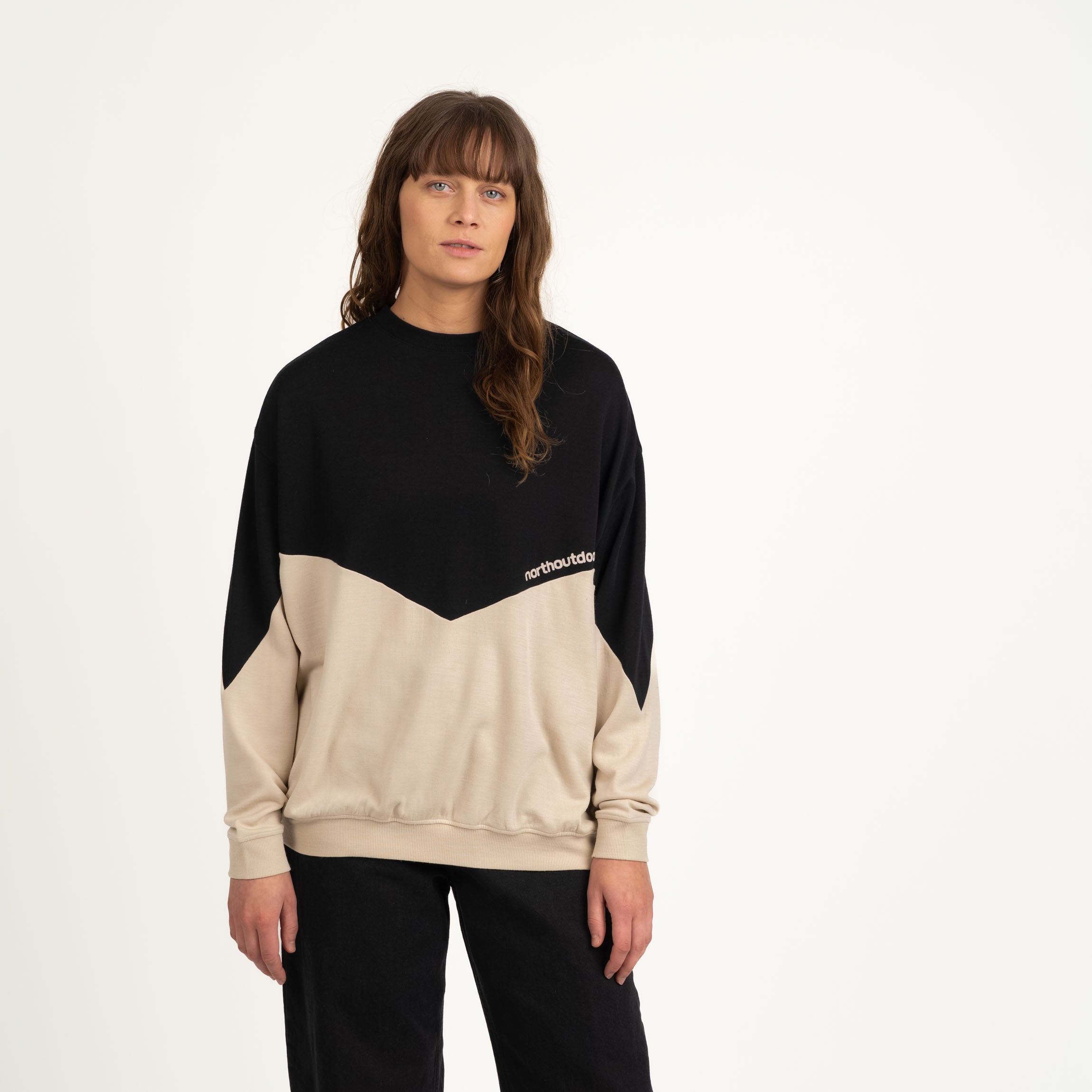 The model is 178 cm and wears size S.