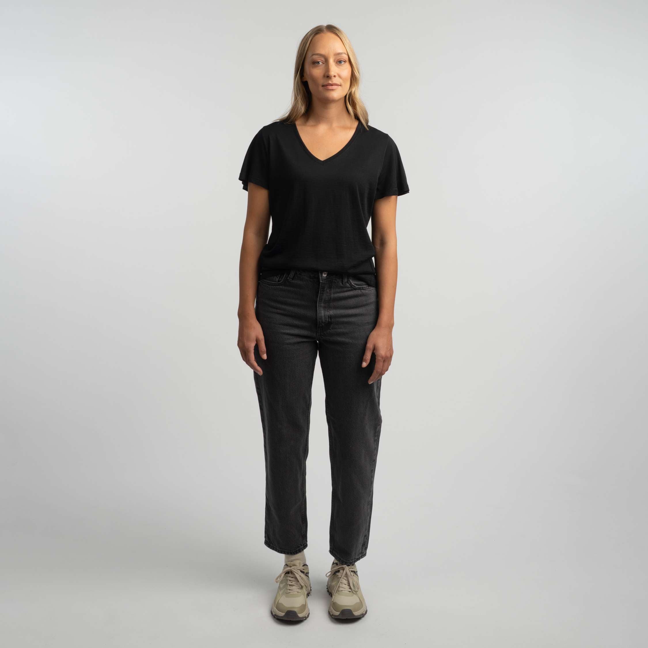 Ava merino T-paita W - musta