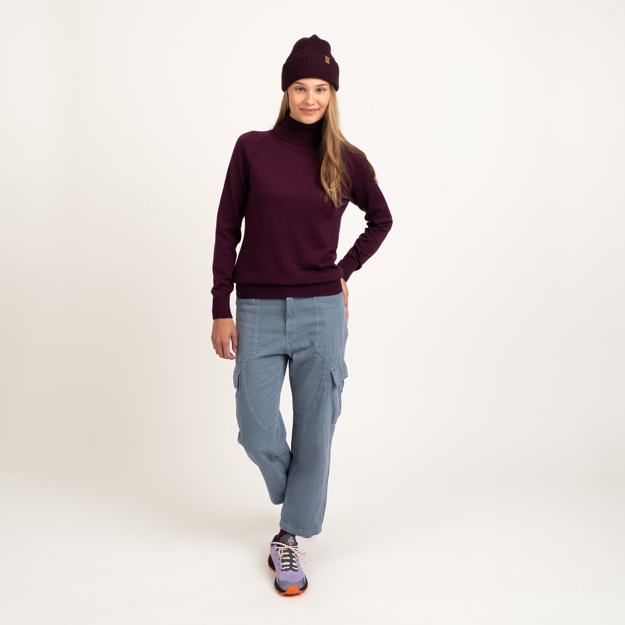 The model is 175 cm and wears size S.