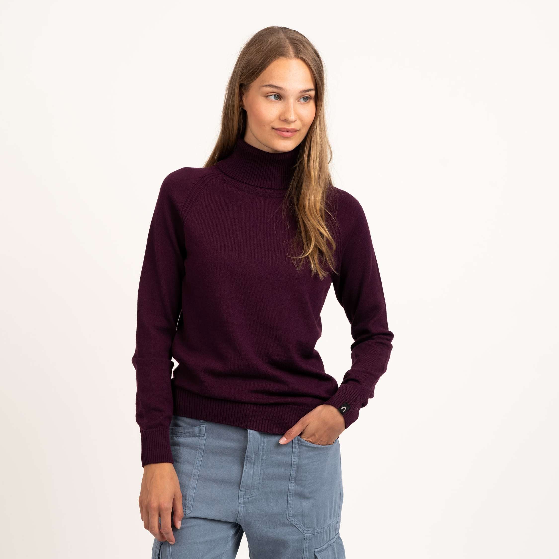 The model is 175 cm and wears size S.