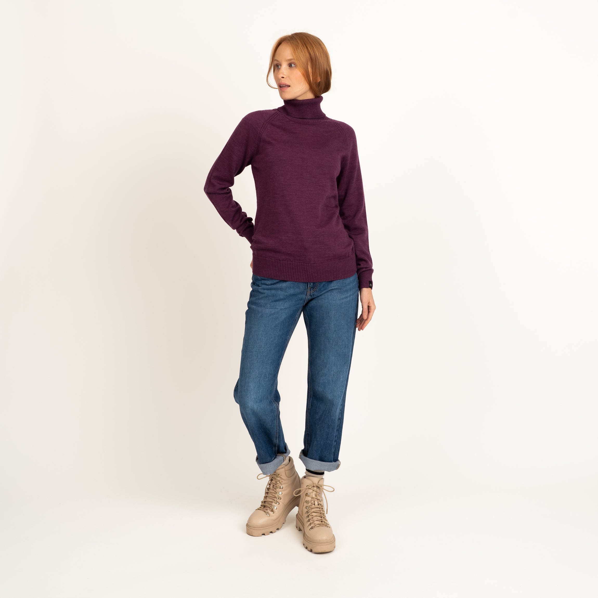 The model is 173 cm and wears size S.