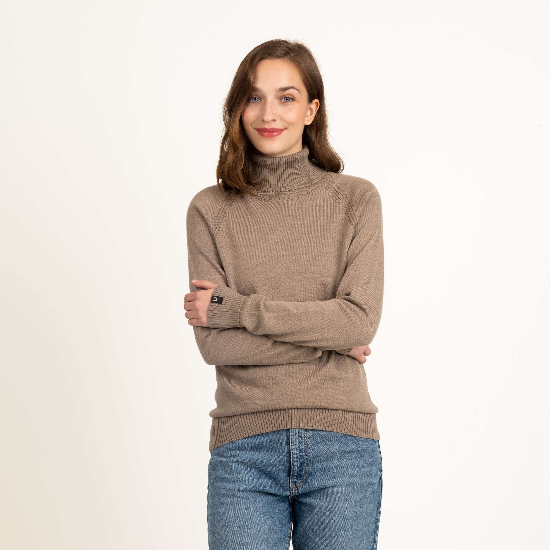 The model is 175 cm and wears size S.