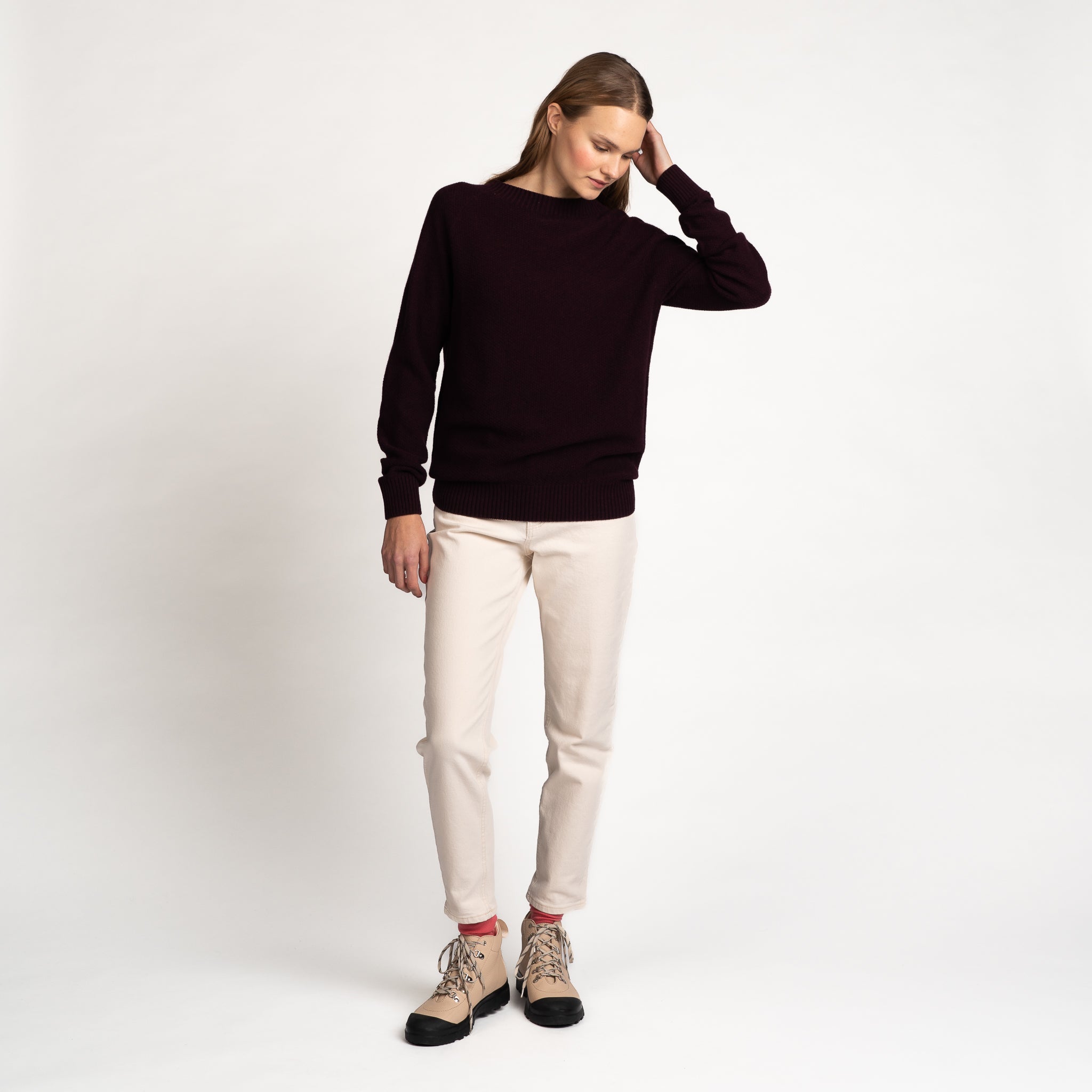 The model is 175 cm and wears size S.