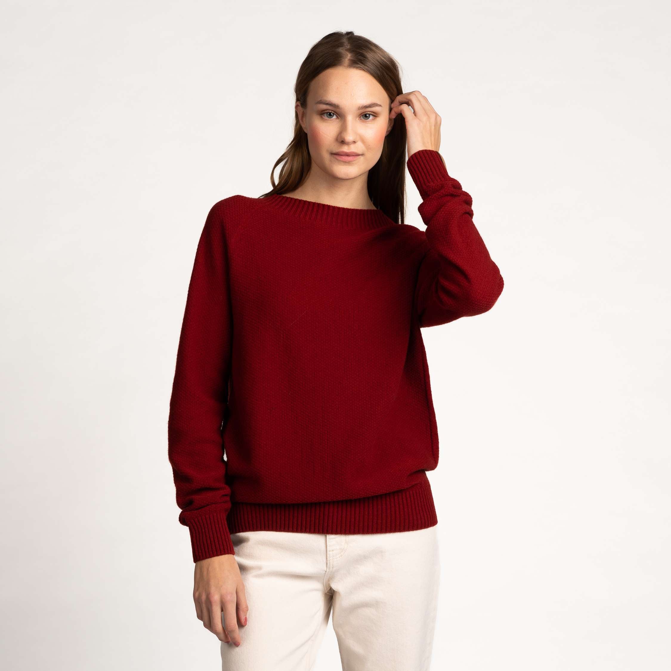 The model is 175 cm and wears size S.