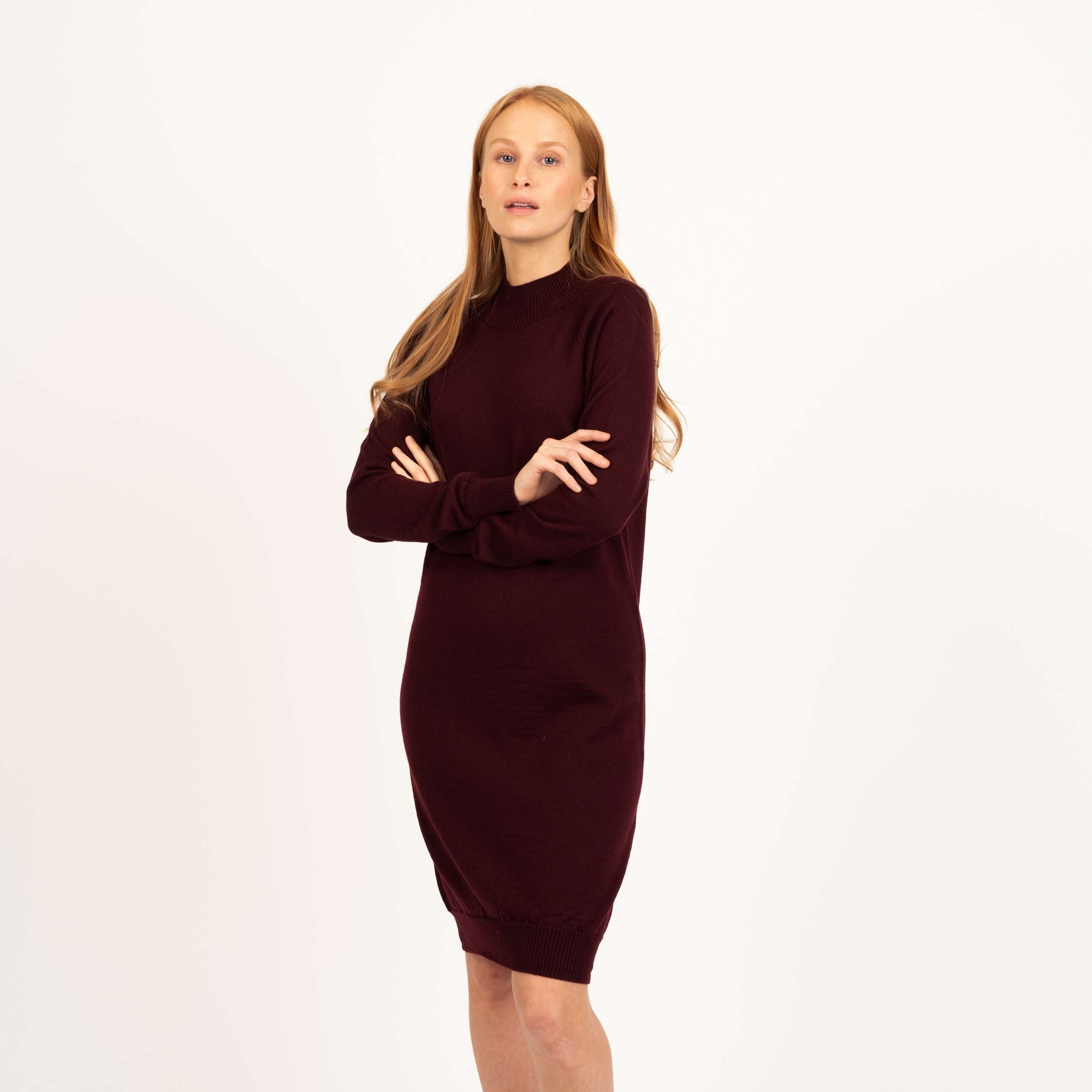 The model is 173 cm and wears size S.