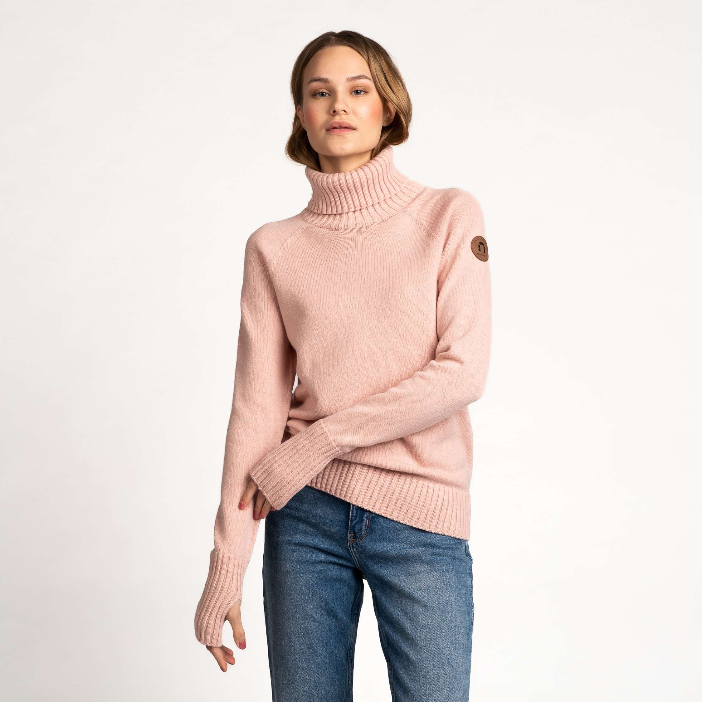 The model is 175 cm and wears size S.