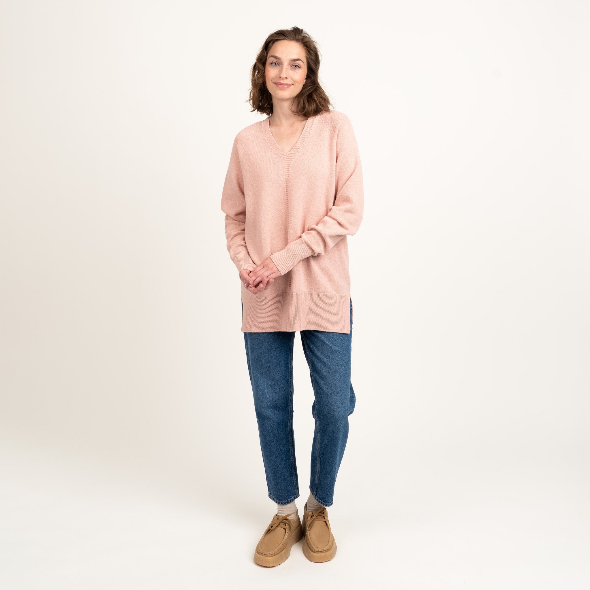 The model is 175 cm and wears size S.