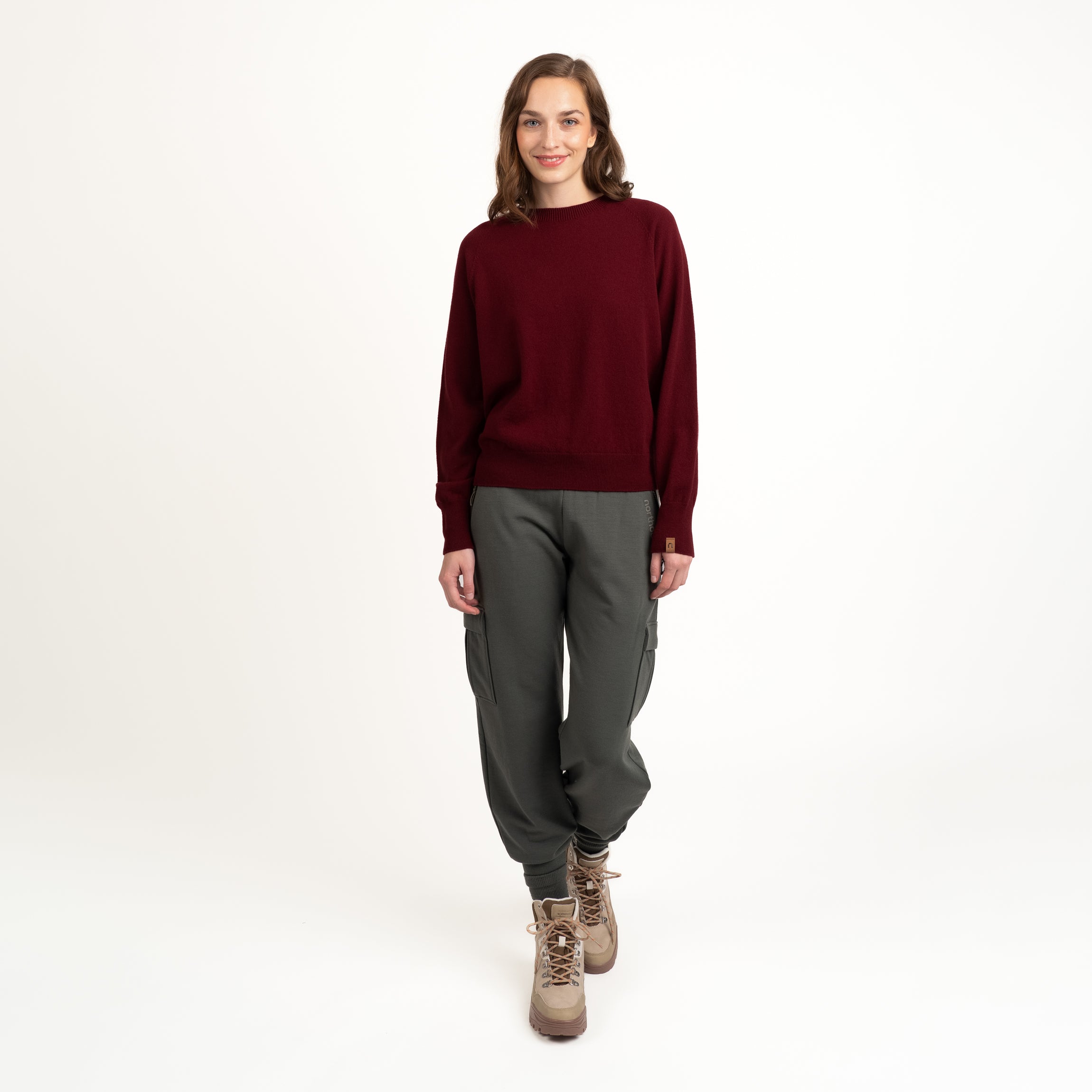 The model is 175 cm and wears size S.