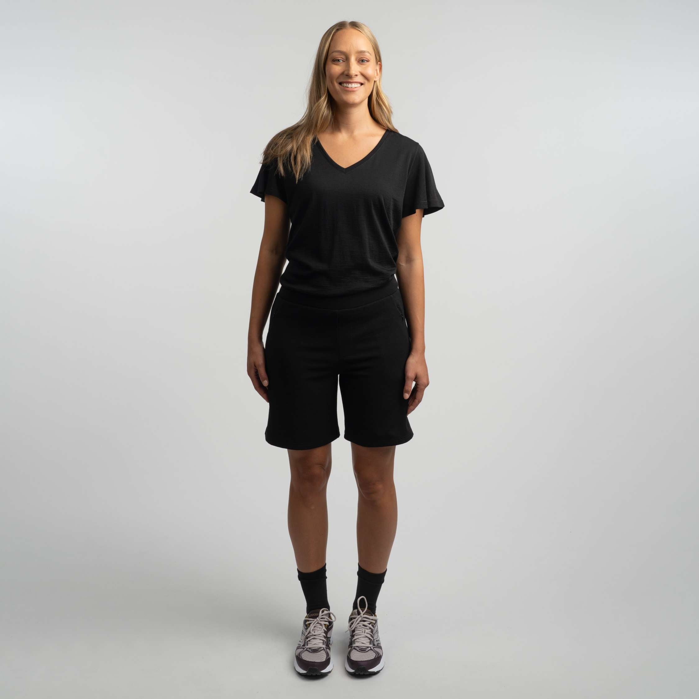 Linnea merinoshortsit W - musta