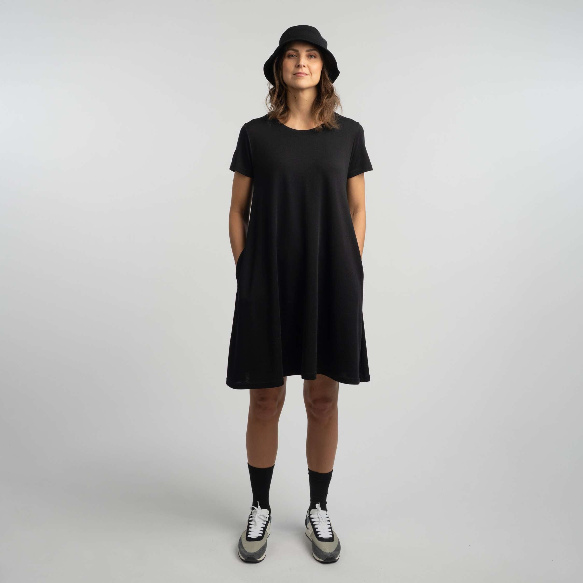 Robe en mérinos Rea W - noire