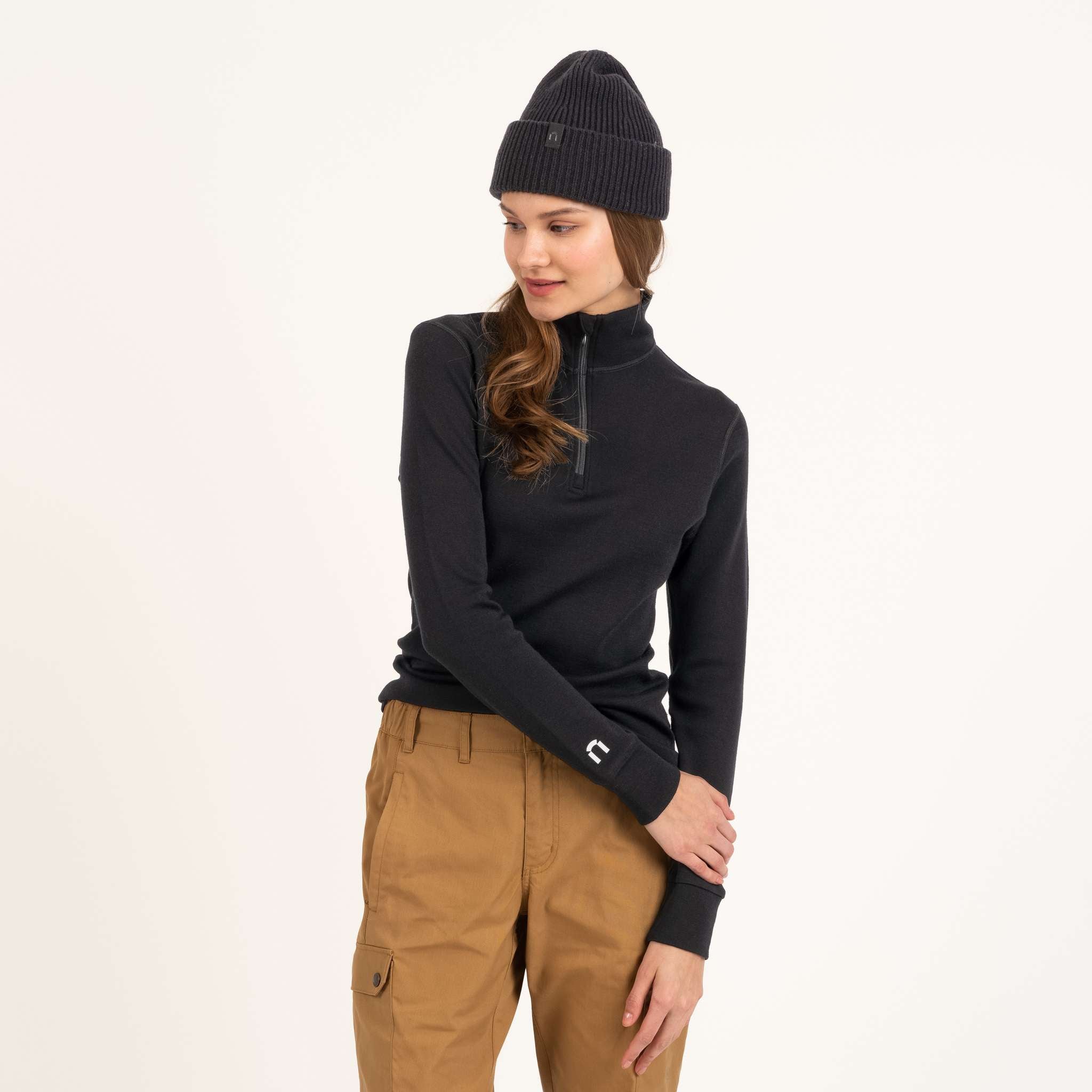 The model is 175 cm and wears size S.