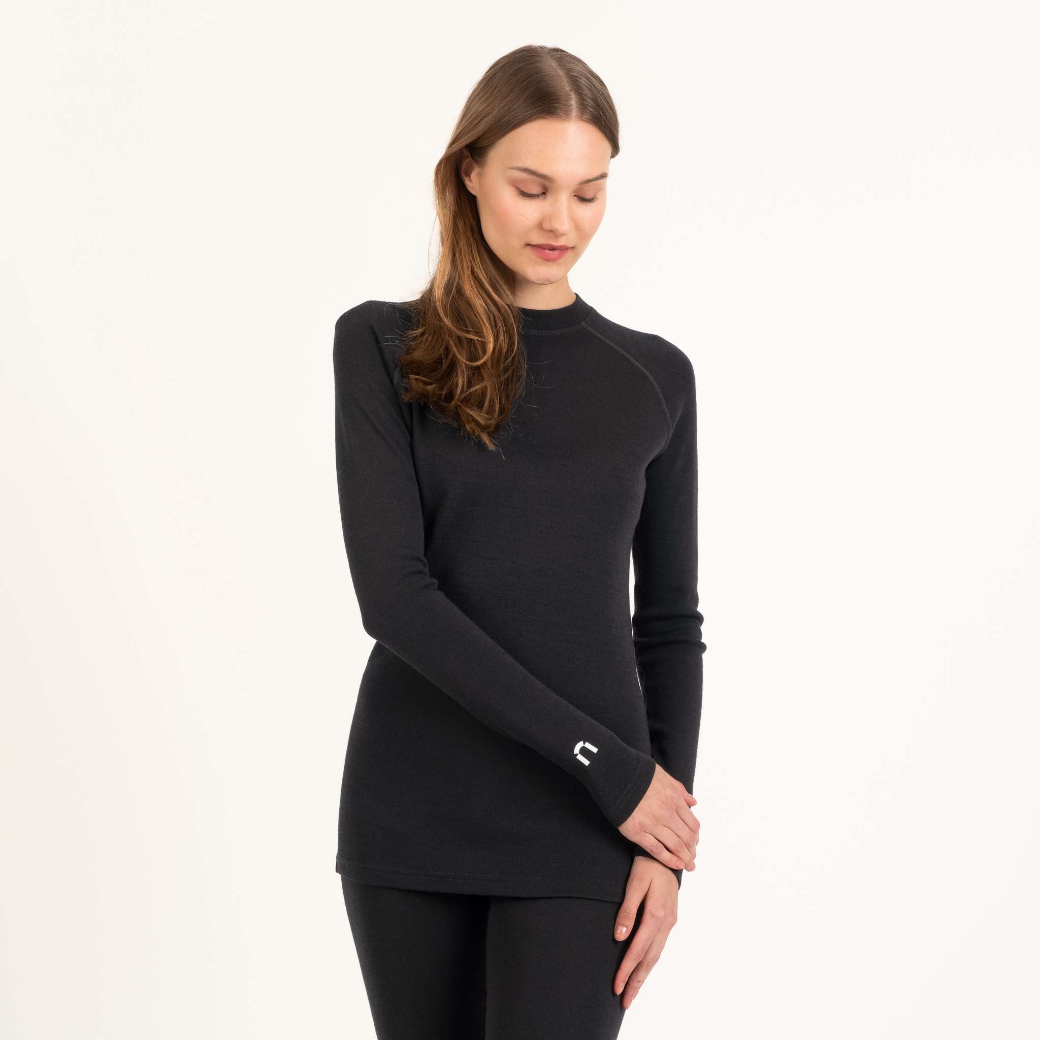 The model is 175 cm and wears size S.