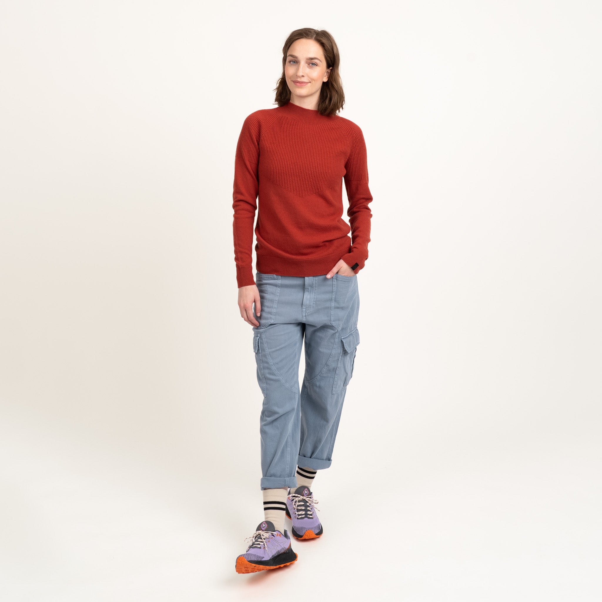 The model is 175 cm and wears size S.