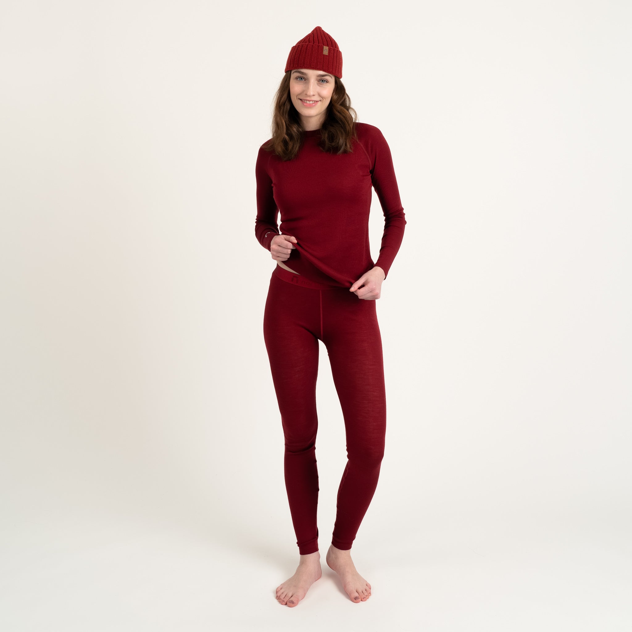 The model is 175 cm and wears size S.