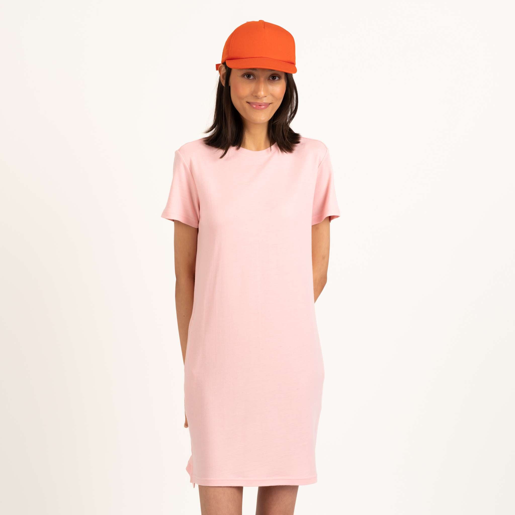 The model is 180 cm and wears size S.