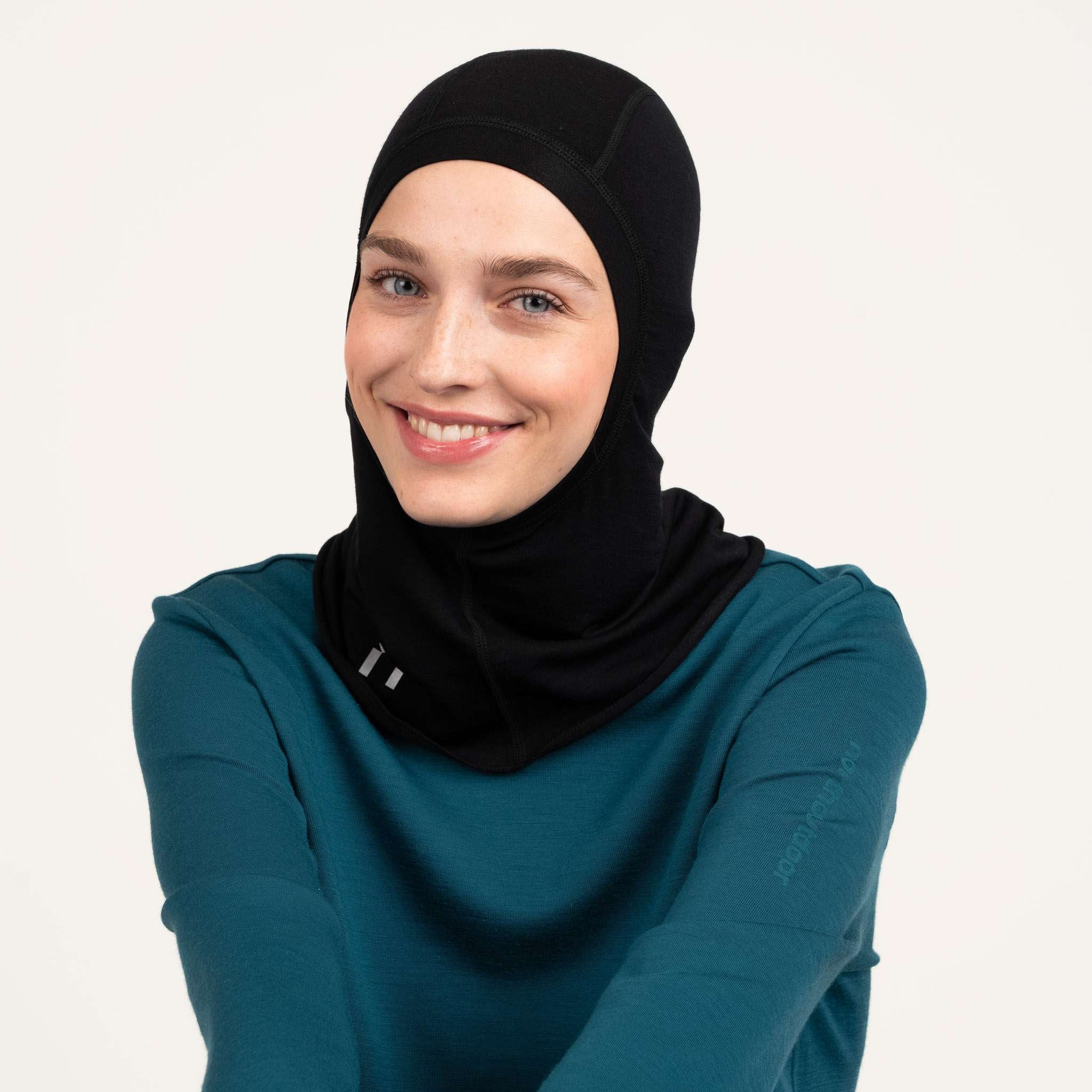 Intense pro 150 merino helma na přilbu - černá