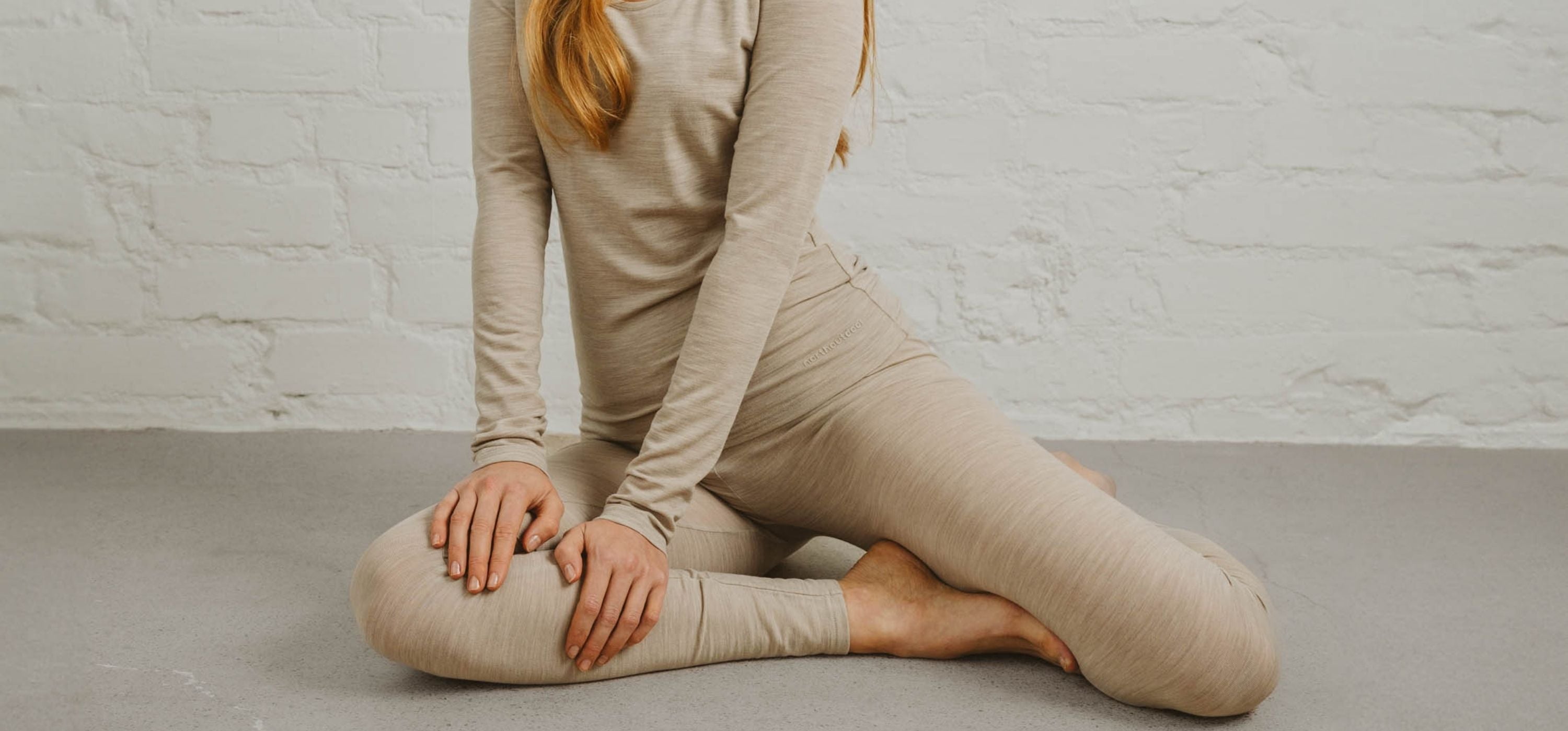 Naisten alusvaatteet ja kerrastot