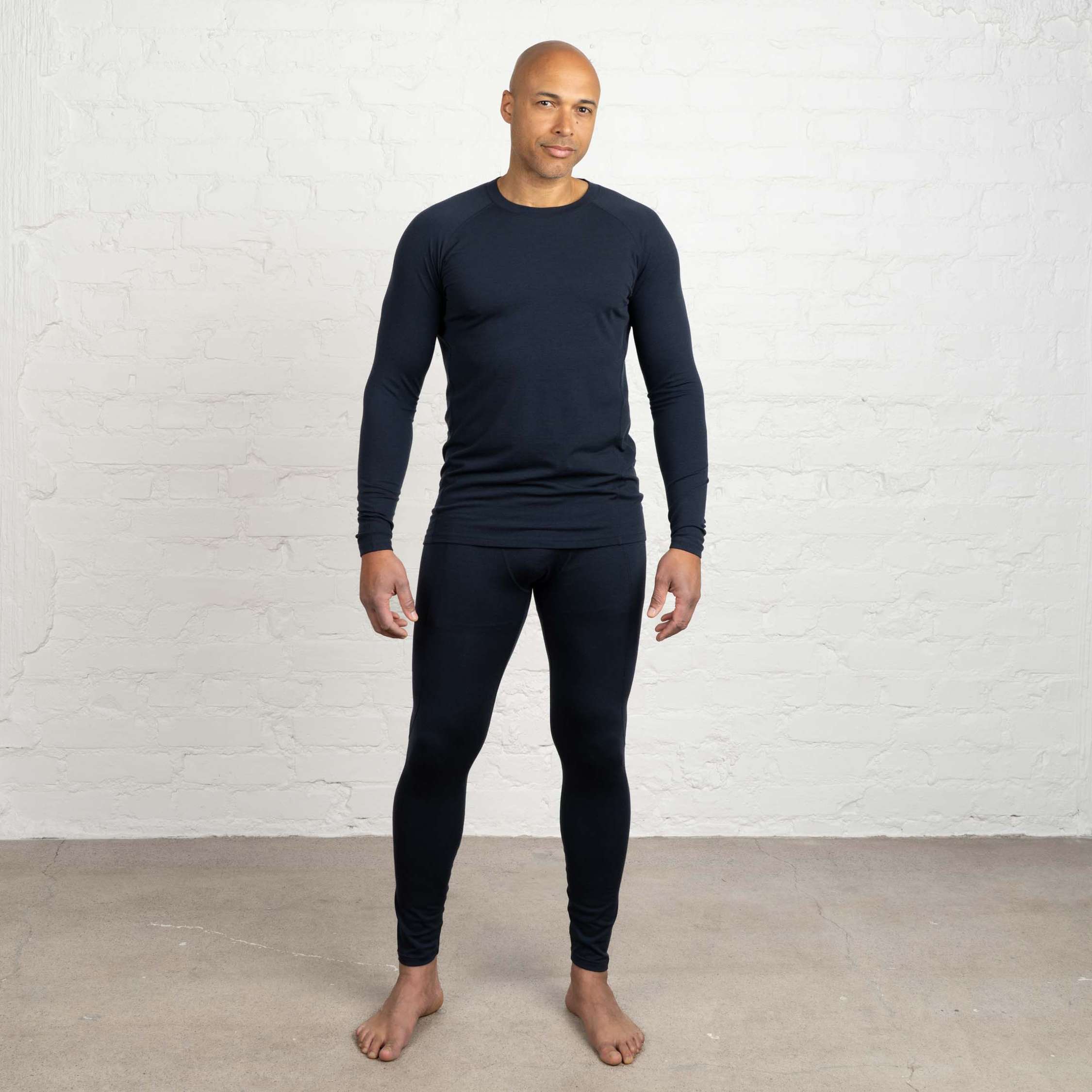 The model is 187 cm and wears size XL