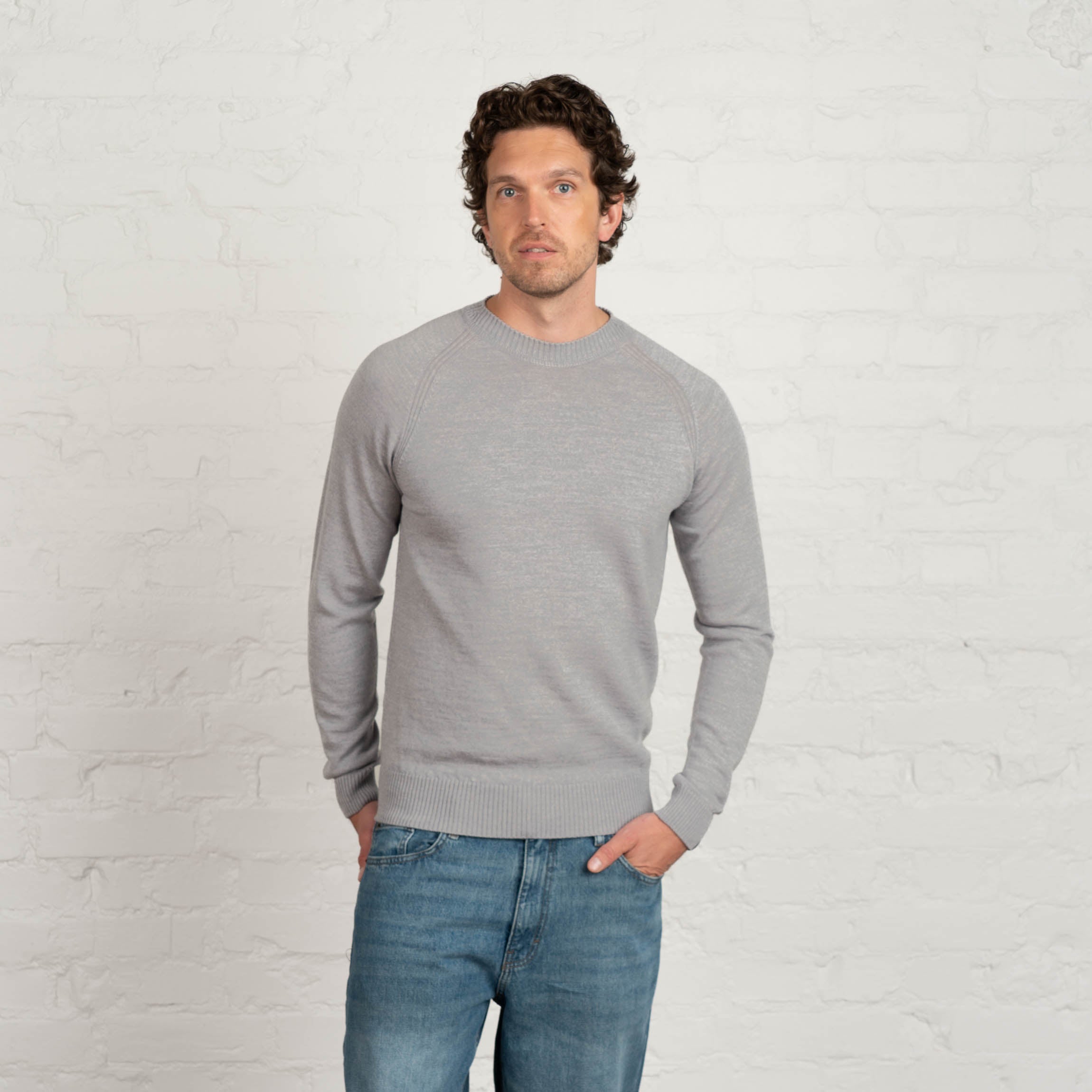 Hohka men's merino wool sweater