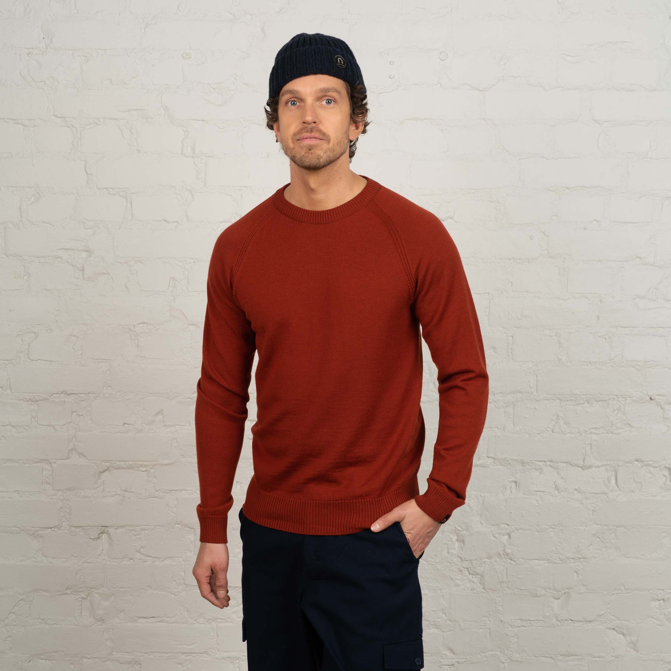 Hohka men's merino wool sweater