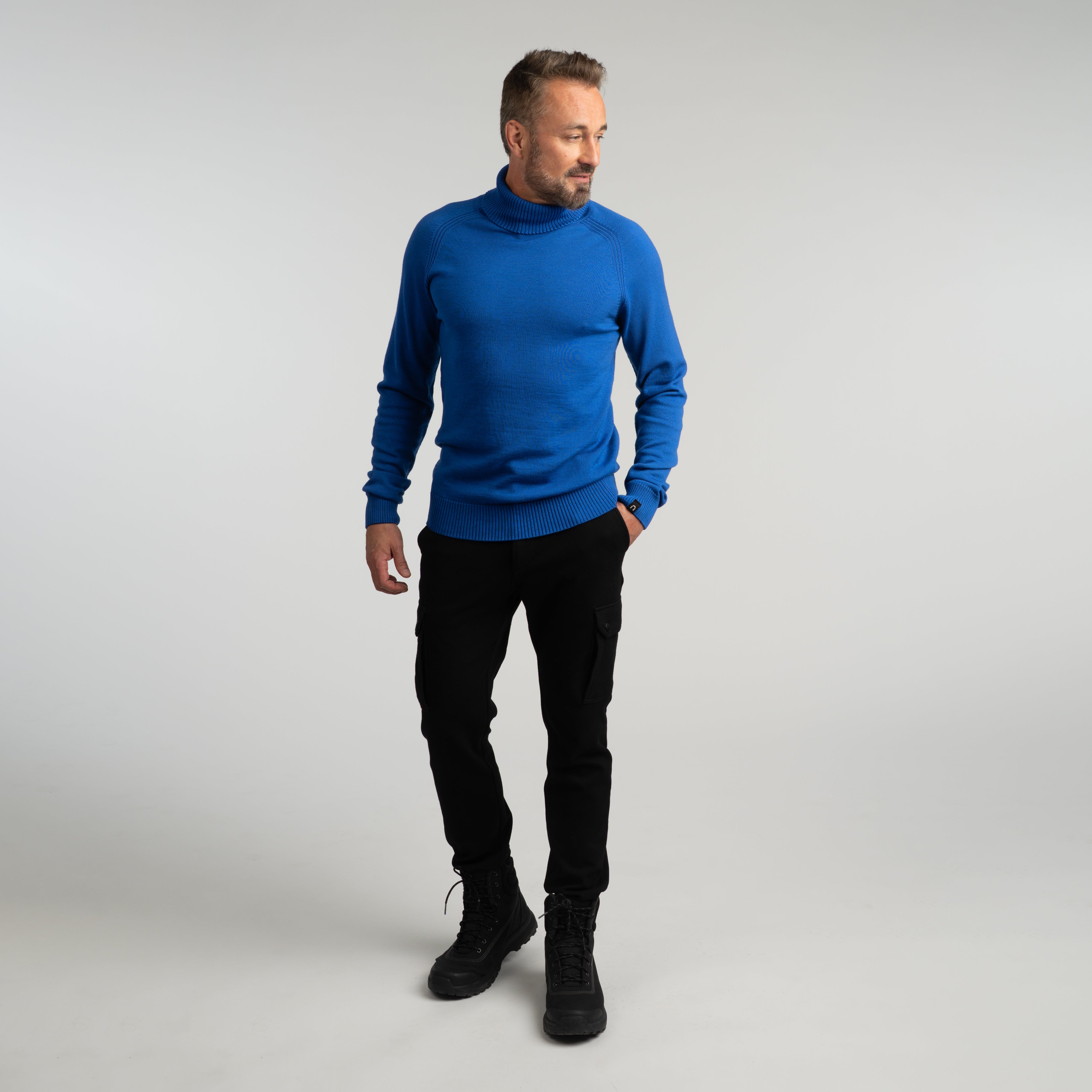 Halla miesten merinoneulepusero - atlantinsininen