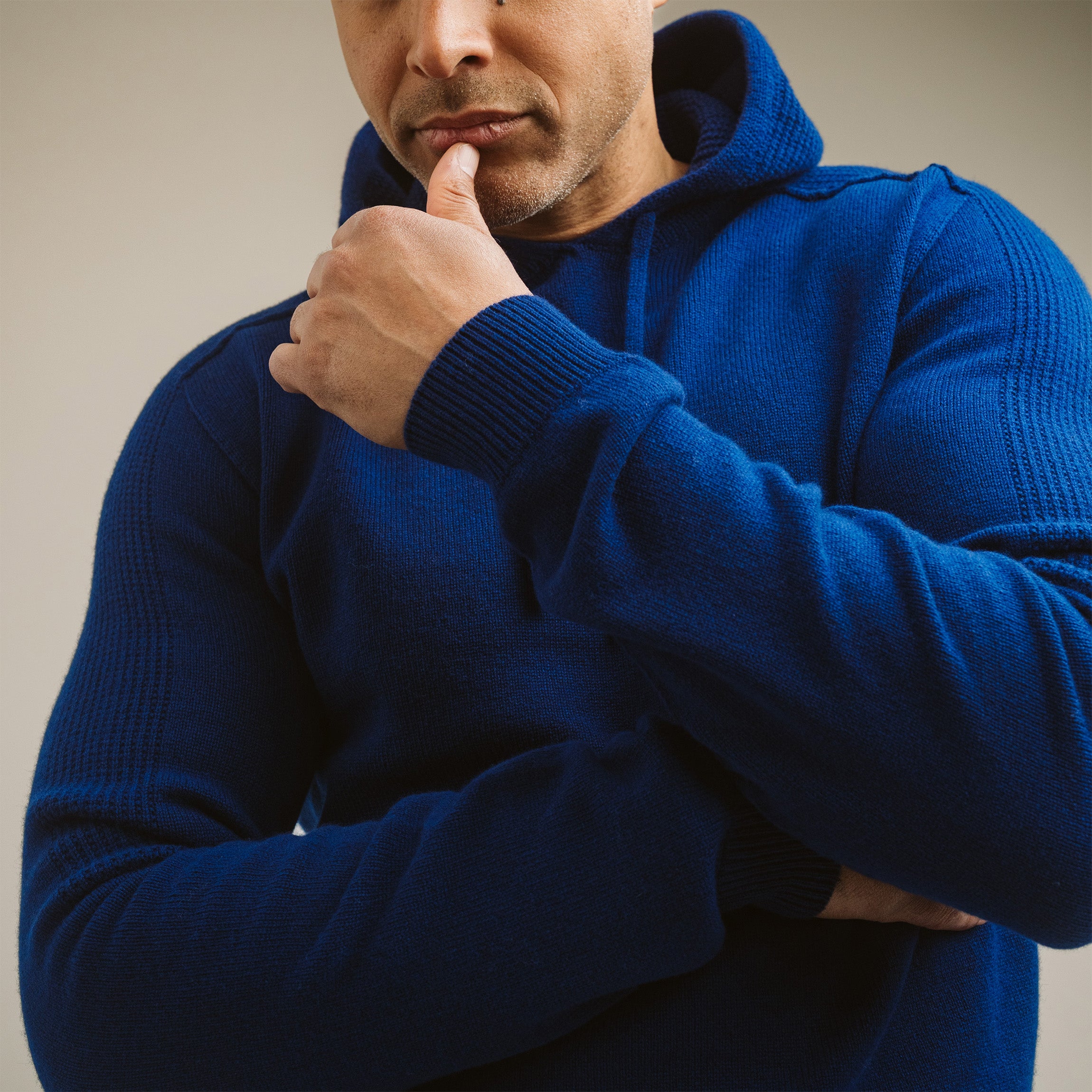 Koski miesten merinoneulehuppari - syvänsininen