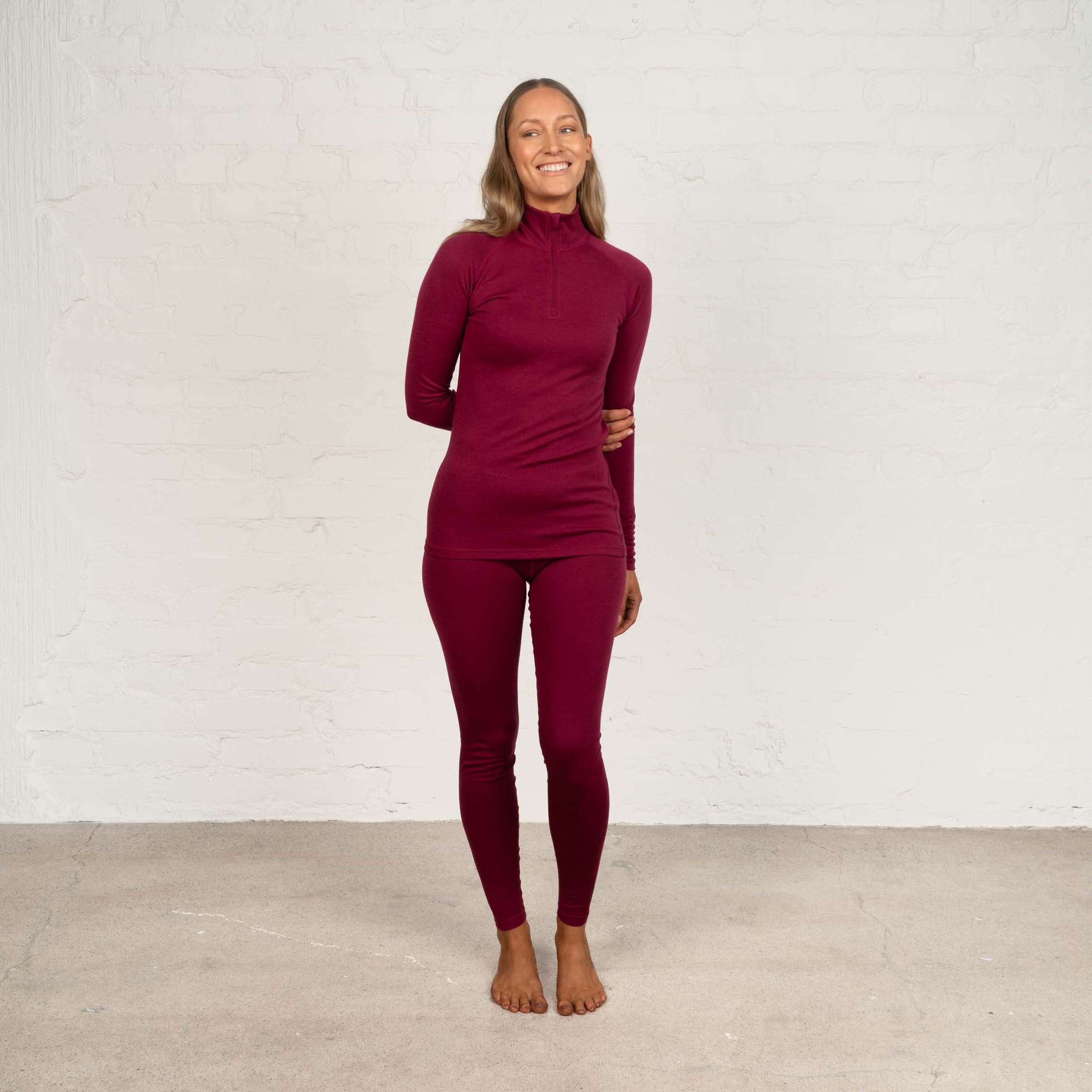 The model is 174 cm and wears size S.