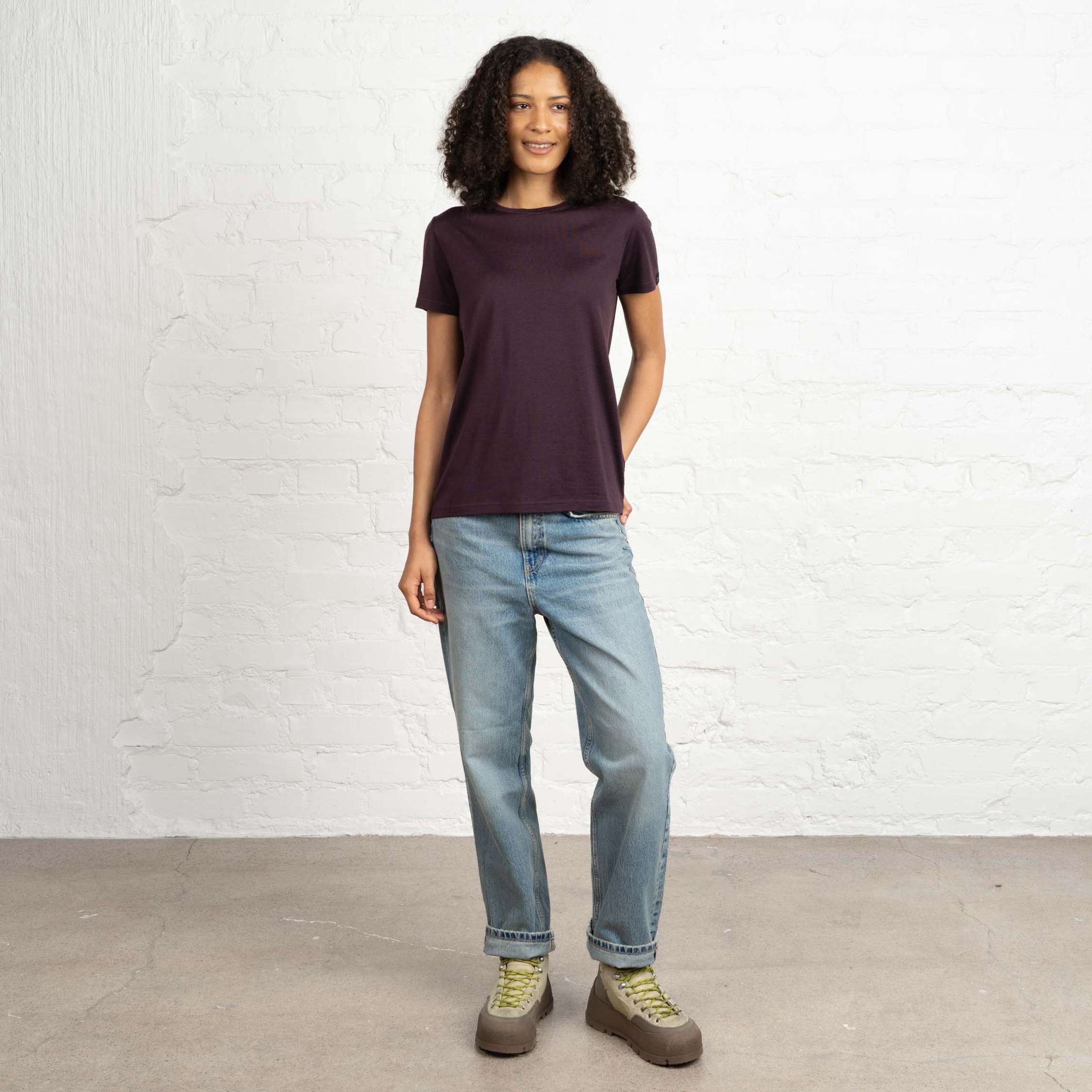 The model is 180 cm and wears size S.