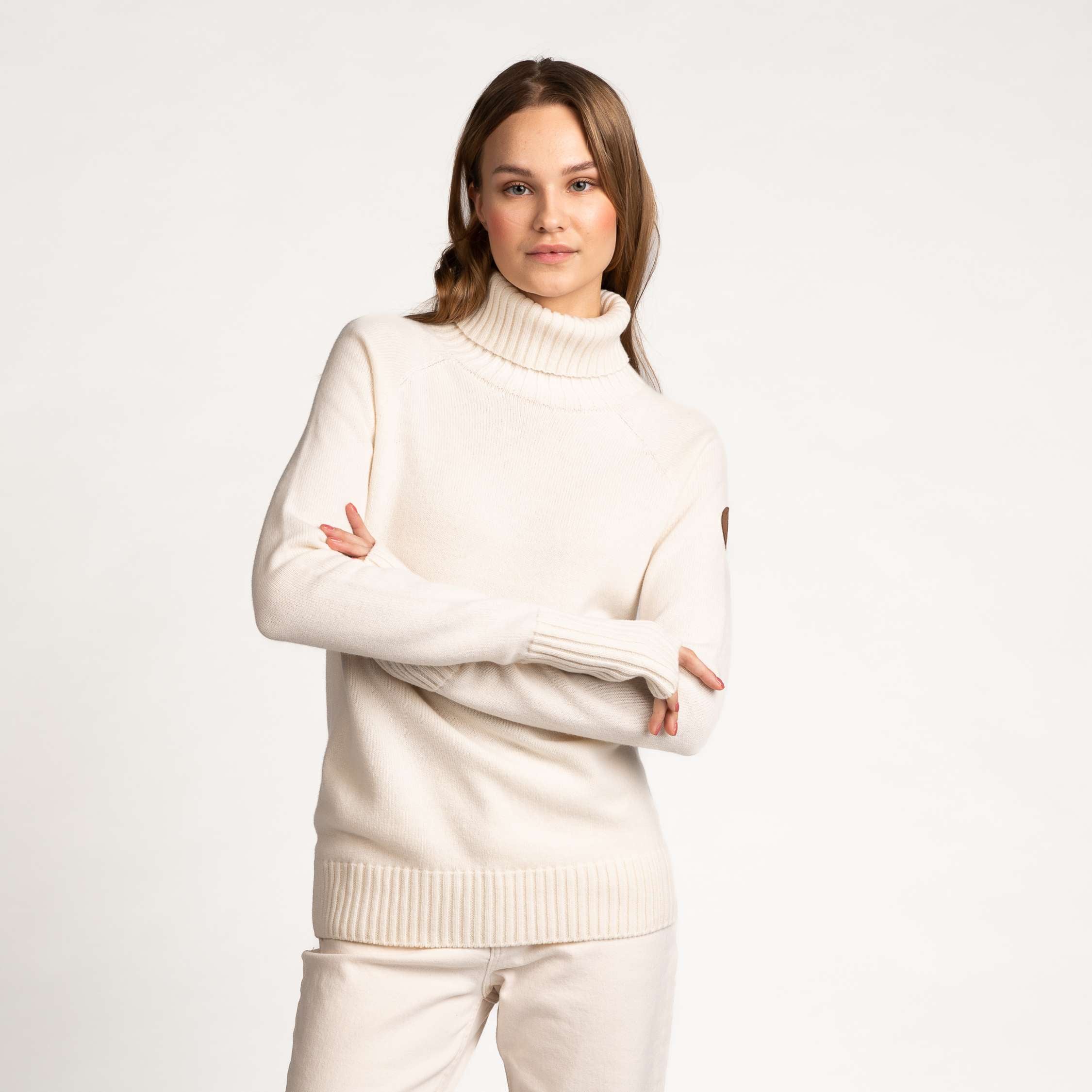 The model is 175 cm and wears size S.