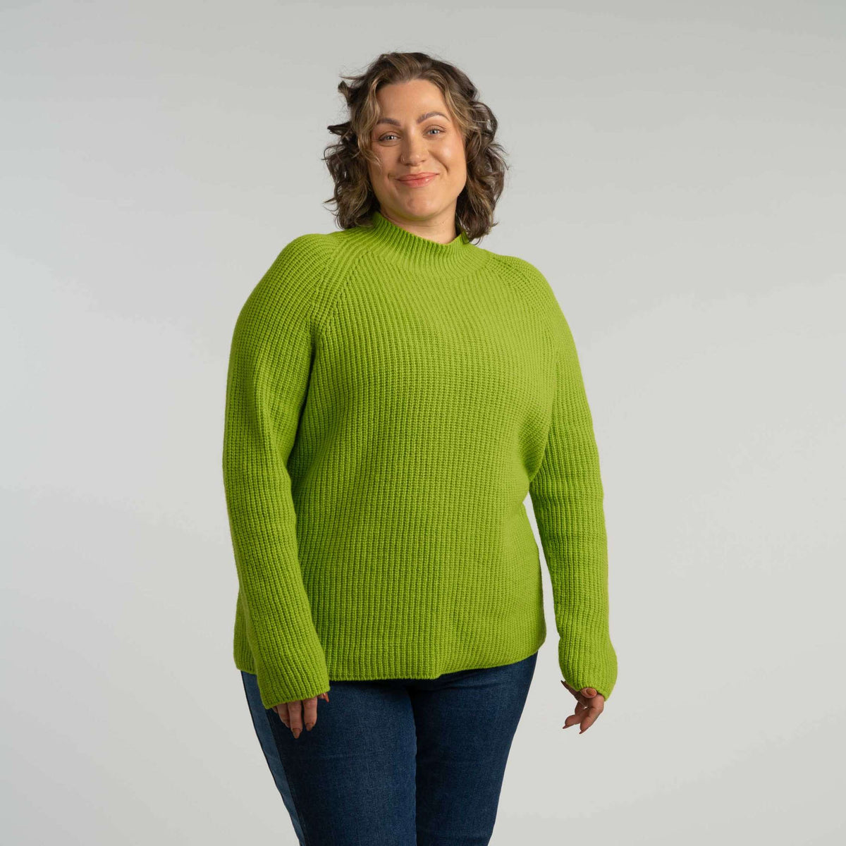 Magnolia maglione in lana merino con collo alto W - lime scuro 