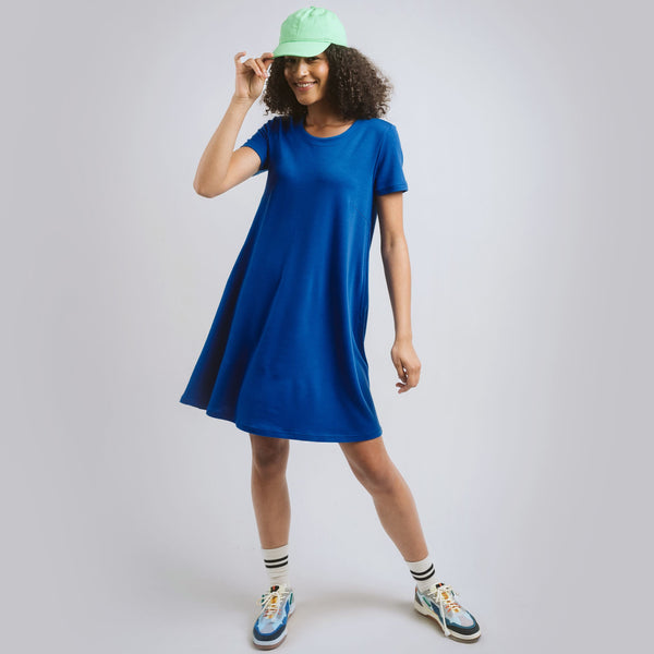 North Outdoor Rea merino jurk W in kleur atlantischblauw, mulesing-vrij merinowol. Ontworpen in Finland. - 