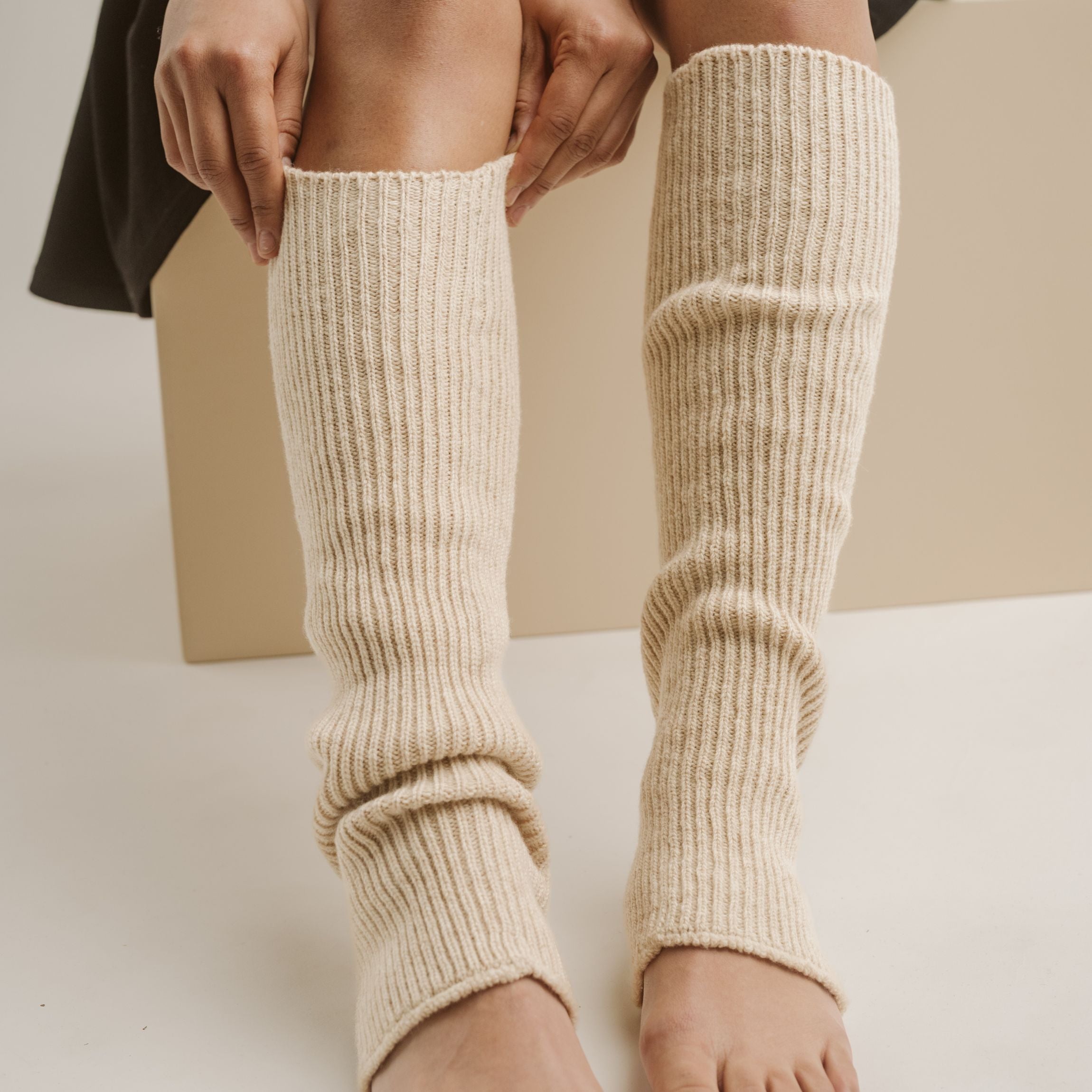 Saaga merino säärystimet - manteli