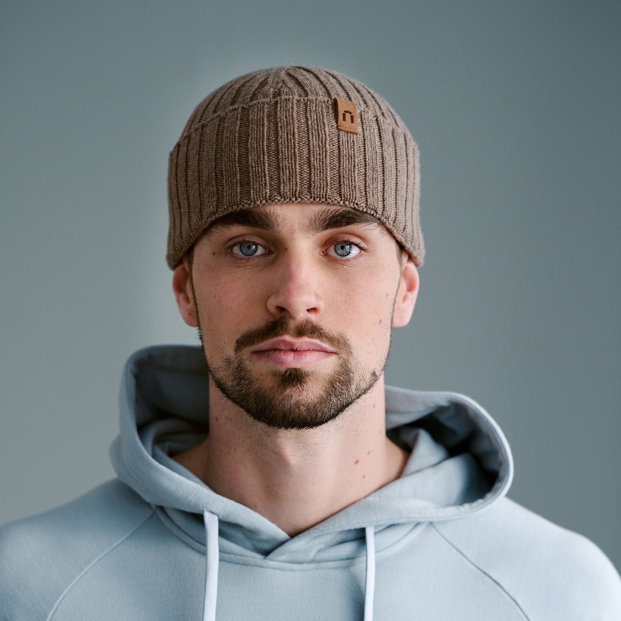 Kajo low merino beanie