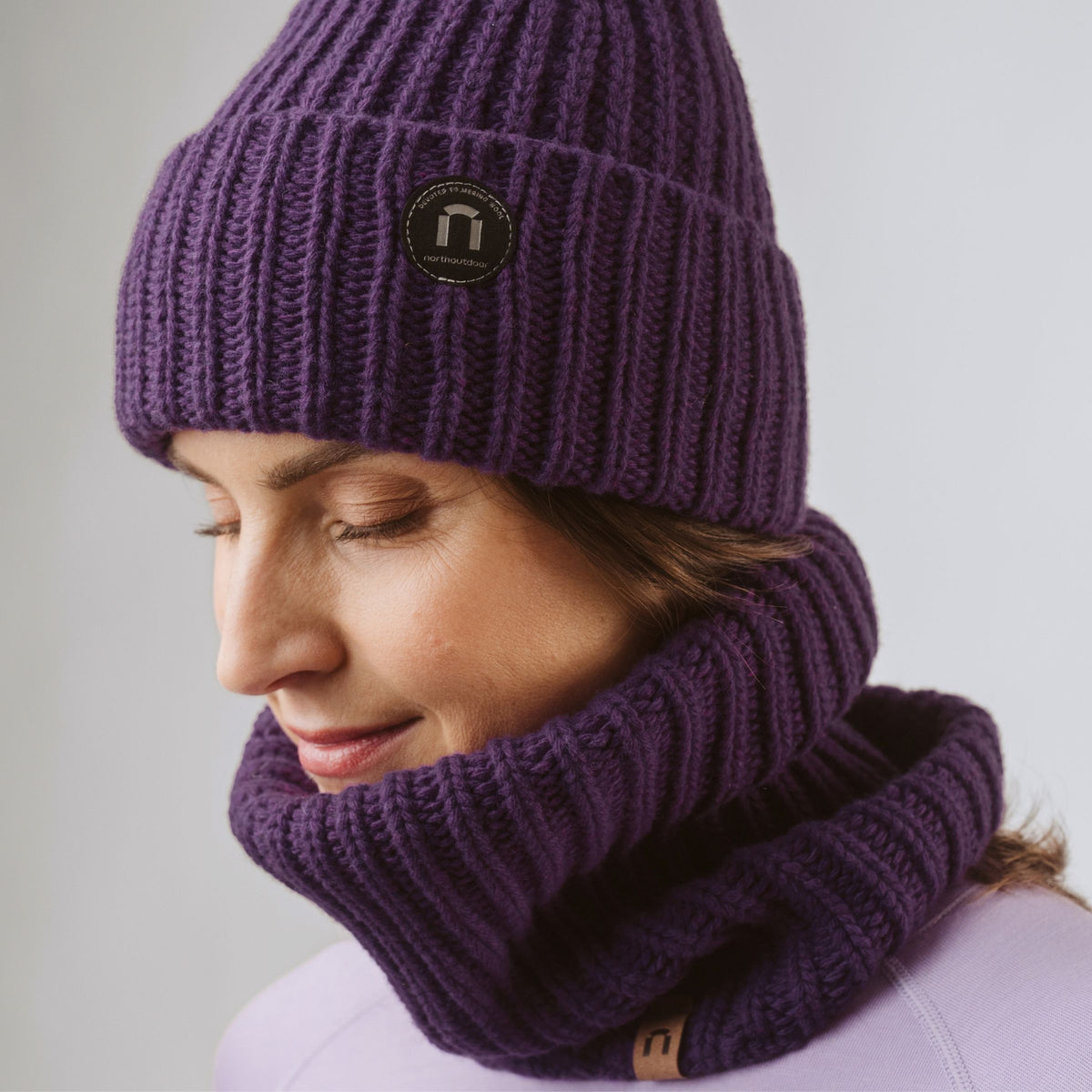 North Outdoor Kaisla merinopipo värissä pehmeä violetti, mulesing-vapaa merinovilla. Valmistettu Suomessa. - 